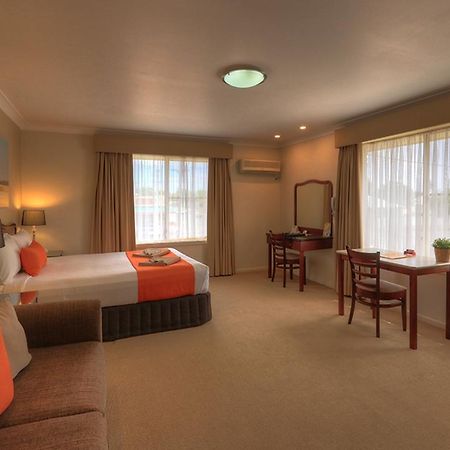 Endeavour Court Motor Inn Dubbo Buitenkant foto